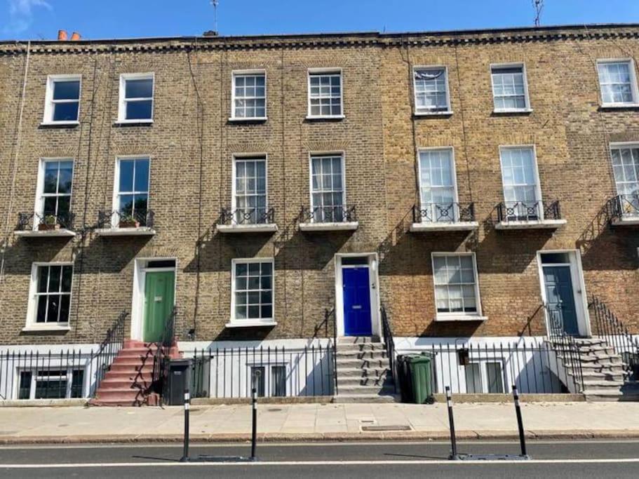 Fab Location 2 Bed Garden Flat Camden * Londres